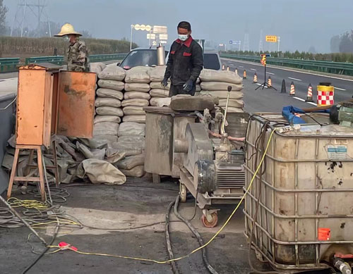 蛟河高速路病害处理